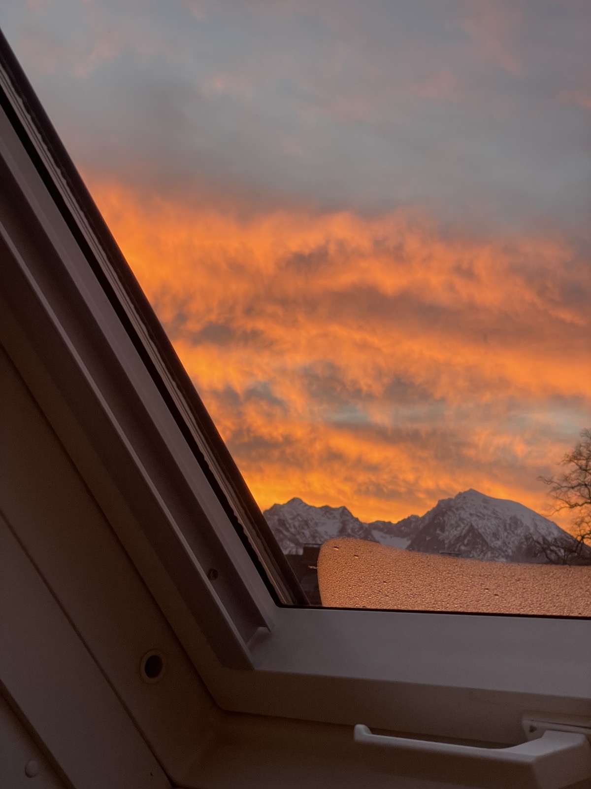 Bergblick bei Sonnenuntergang